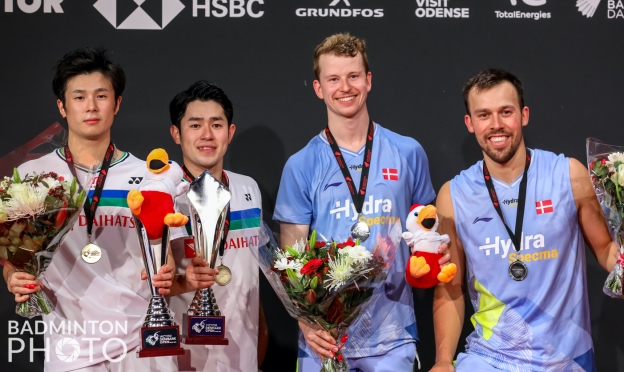 ทาคูโระ โฮกิ - ยูโกะ โคบายาชิ แชมป์ คว่ำ คิม แอสตรุป - แอนเดอร์ส สการุป ราสมุสเซน : Victor Denmark Open 2021